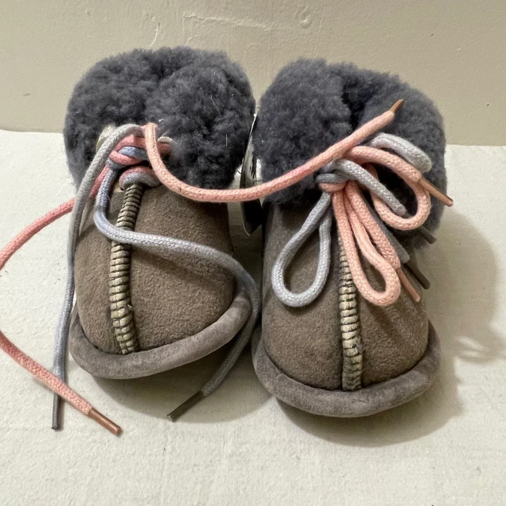 Australian Genuine Sheepskin Slippers Baby Medium Gray Cozy Warm Winter Boots‎